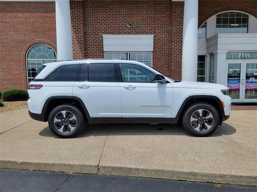 2024 Jeep Grand Cherokee 4xe Base