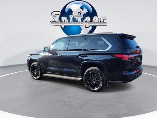 2024 Toyota Sequoia SR5