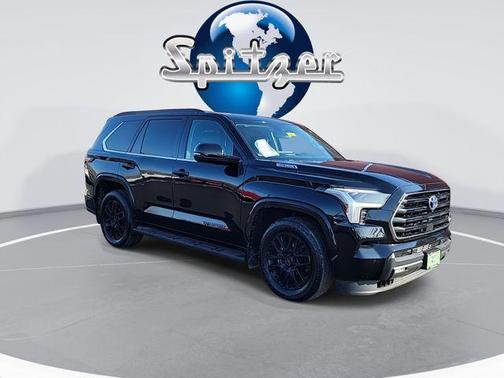 2024 Toyota Sequoia SR5