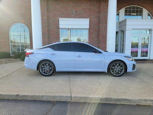 2023 Nissan Altima 2.0 SR