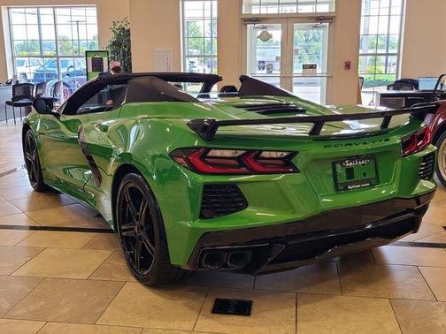 2026 Chevrolet Corvette Stingray w/2LT