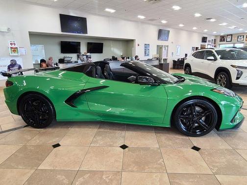 2026 Chevrolet Corvette Stingray w/2LT