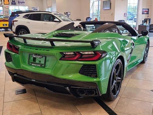 2026 Chevrolet Corvette Stingray w/2LT