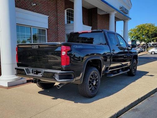 2026 Chevrolet Silverado 2500 Custom