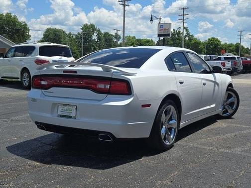 2013 Dodge Charger SXT