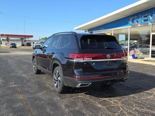 2024 Volkswagen Atlas 2.0T SE
