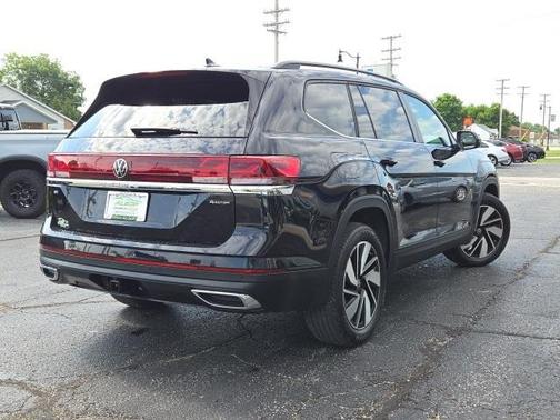 2024 Volkswagen Atlas 2.0T SE