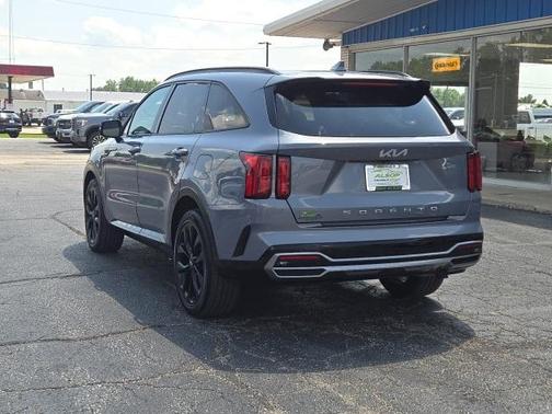 2022 Kia Sorento SX