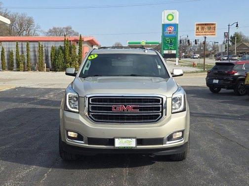 2017 GMC Yukon XL SLT