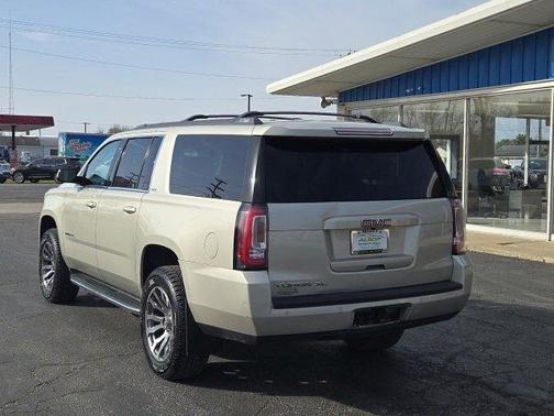 2017 GMC Yukon XL SLT