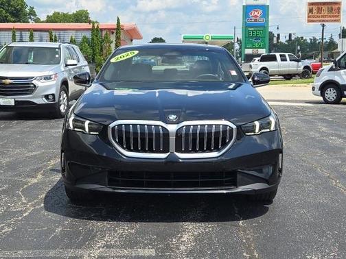 2025 BMW 530 i