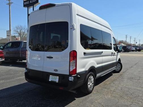 2024 Ford Transit-350 XLT