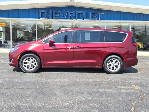 2018 Chrysler Pacifica Touring Plus