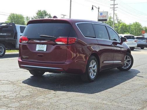 2018 Chrysler Pacifica Touring Plus