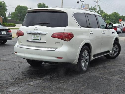 2017 INFINITI QX80