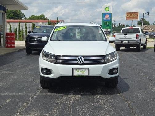2016 Volkswagen Tiguan SE