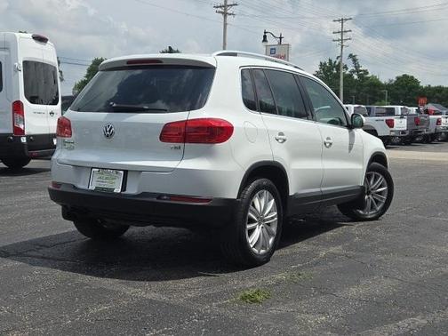 2016 Volkswagen Tiguan SE