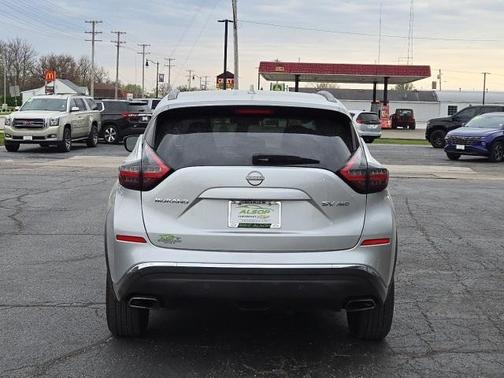 2023 Nissan Murano SV