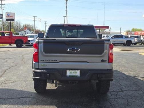 2024 Chevrolet Silverado 1500 ZR2