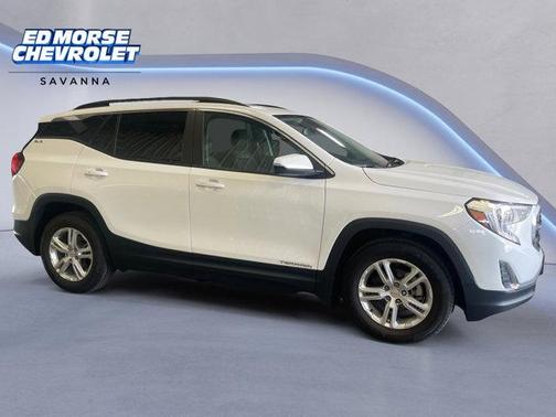 Summit White 2021 GMC Terrain SLE