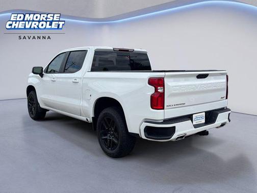 Summit White 2026 Chevrolet Silverado 1500 RST