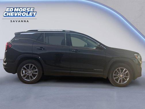 Ebony Twilight Metallic 2022 GMC Terrain SLT