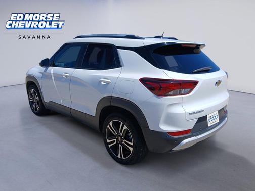 Summit White 2025 Chevrolet Trailblazer LT