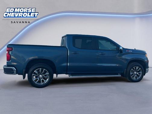 Lakeshore Blue Metallic 2024 Chevrolet Silverado 1500 LT