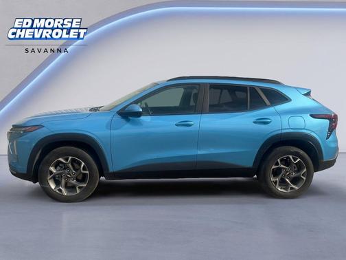 Marina Blue Metallic 2025 Chevrolet Trax LT