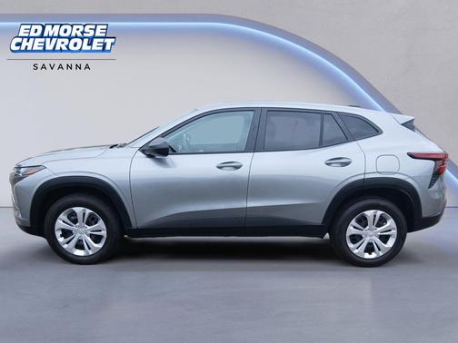 Sterling Gray Metallic 2024 Chevrolet Trax LS