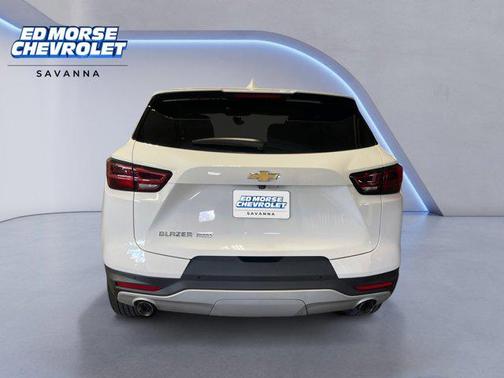 Summit White 2023 Chevrolet Blazer 2LT