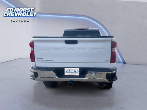 Summit White 2022 Chevrolet Silverado 2500 LT