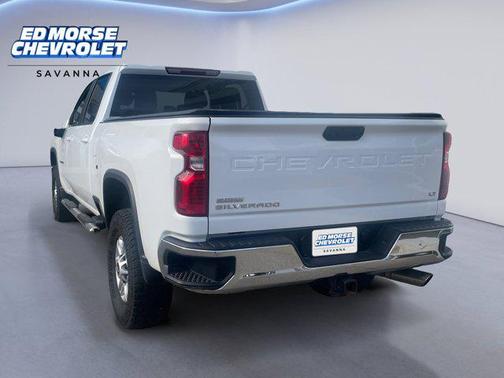 Summit White 2022 Chevrolet Silverado 2500 LT