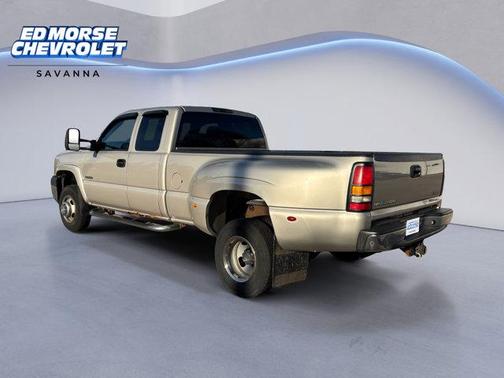 2005 Chevrolet Silverado 3500 LS Extended Cab