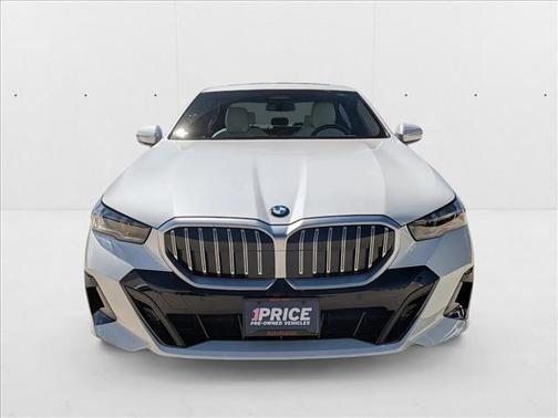 2025 BMW 530 i xDrive