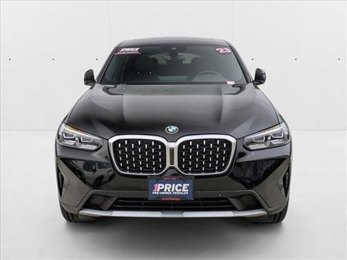 2023 BMW X4 xDrive30i