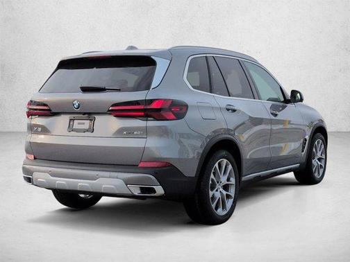 Gray Metallic 2026 BMW X5 xDrive40i
