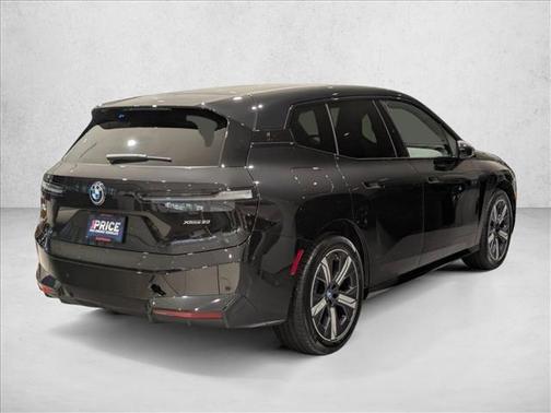 2025 BMW iX xDrive50