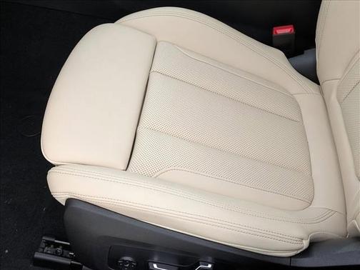 2026 BMW 330 I XDrive NA