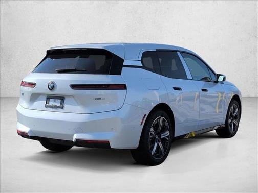 2026 BMW iX xDrive45