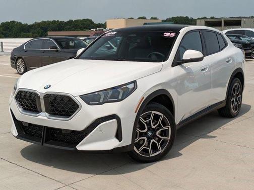 2025 BMW X2 xDrive28i