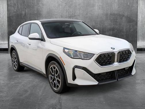 2025 BMW X2 xDrive28i