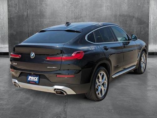 2025 BMW X4 xDrive30i