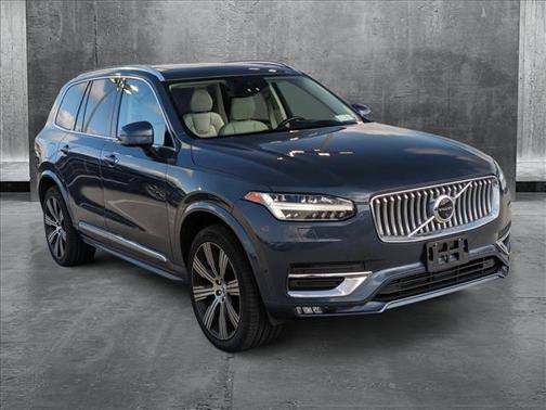 2022 Volvo XC90 T6 Inscription 7 Passenger