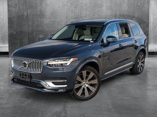 2022 Volvo XC90 T6 Inscription 7 Passenger