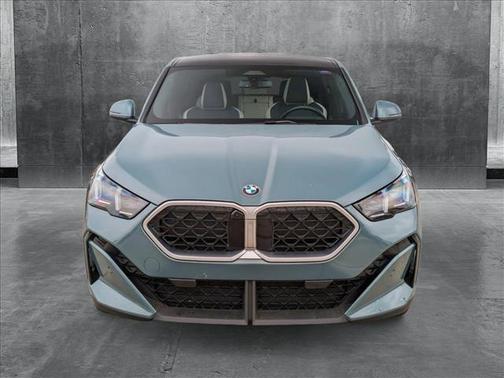2025 BMW X2 xDrive28i