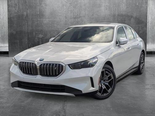 2025 BMW i5 eDrive40
