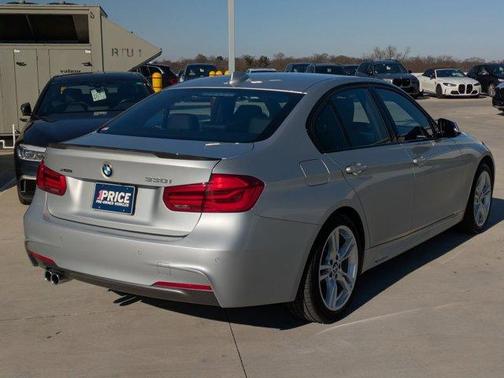 2017 BMW 330 i xDrive
