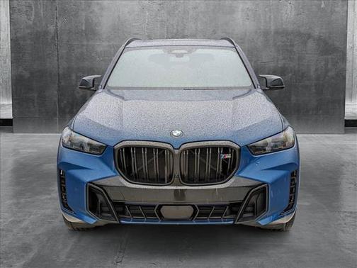 2024 BMW X5 M60i