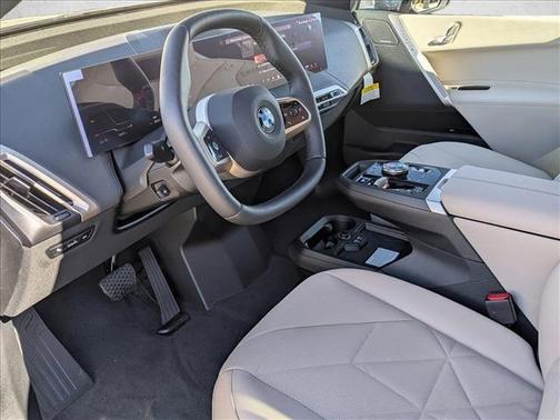 2026 BMW iX xDrive45
